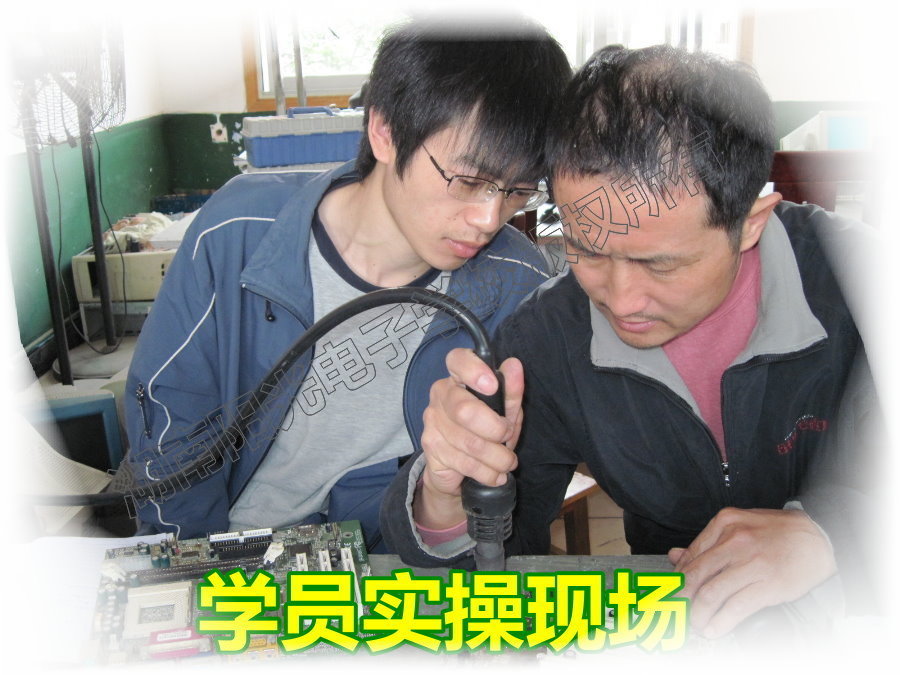 ����ꖹ���ӌWУ�DƬ