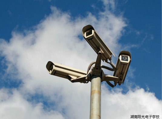 �����O(ji��n)����Ӗ�WУ